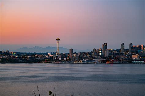 Seattle Skyline at Sunset with Space Needle · Free Stock Photo