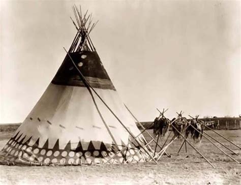 Tepee Painting Native American Teepee Native American Photos Native American History