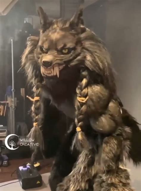 This Incredibly Realistic Werewolf Costume R Werewolves