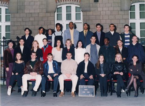 Photo de classe BTS Action co 1er ac de 1998 Lycée Jules Siegfried