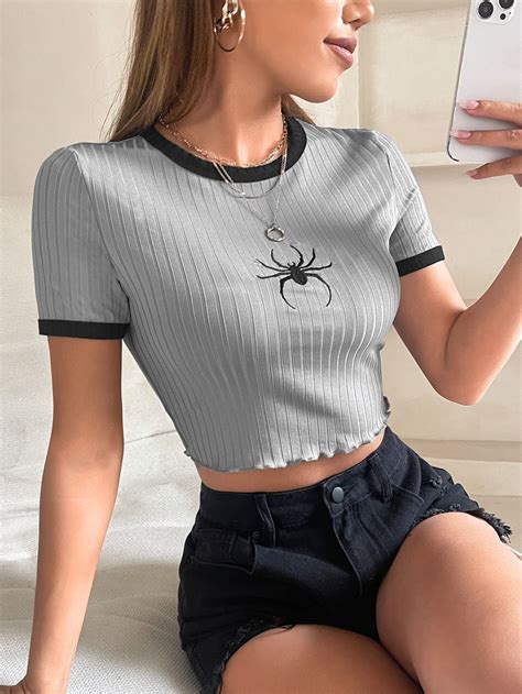 Shein Icon Camiseta Cortada Aranha Bordado Acabamento De Contraste