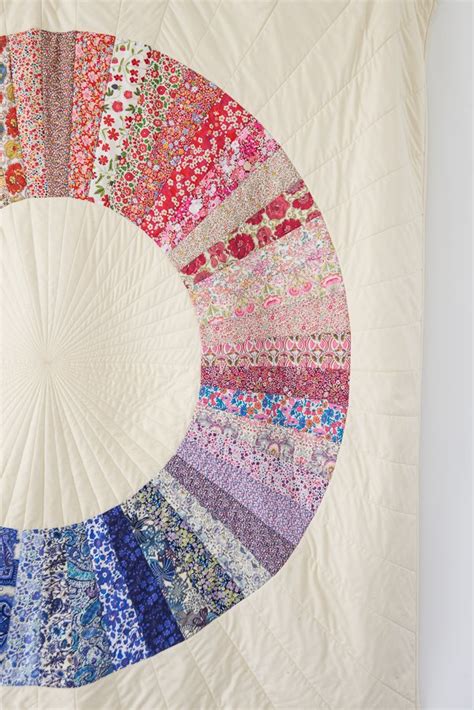 Color-Wheel Quilt | Textillia