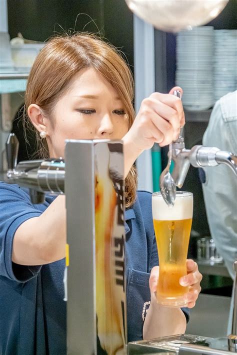 東京最速で一番搾り極上生認定獲得 真のビールの美味しさにこだわる 新橋酒場 酒津屋 Digital Life Innovator