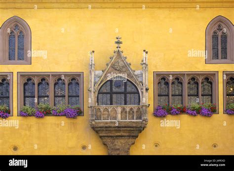 Upper Bay Window Hi Res Stock Photography And Images Alamy