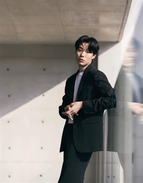 Ryu Jun Yeol Polham Ss ‘22 Korean Photoshoots