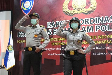 Bikin Bingung Polri Akan Ubah Lagi Warna Seragam Satpam