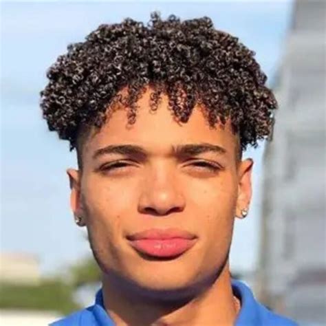 Curly Hair Bowl Cut Trendy Styles And Tips