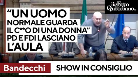 Un Uomo Normale Guarda Il C O Di Una Donna E Ci Prova Bandecchi