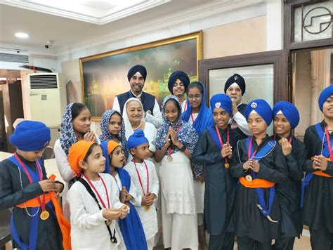 Sri Guru Singh Sabha Bandra Khar Gurudwara Observed Shaheedi Divas To