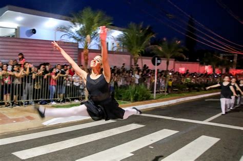 Avenida Carlos Borges Duplica O Entregue Maior Desfile Da