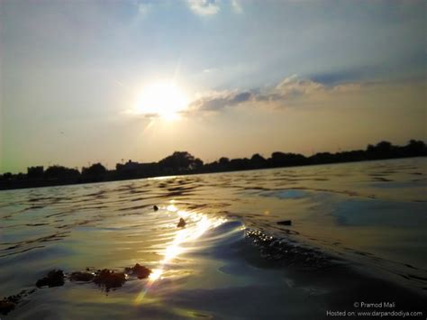 Hamirsar Lake Bhuj And Khengar Park, Places to Visit in Kutch Bhuj ...