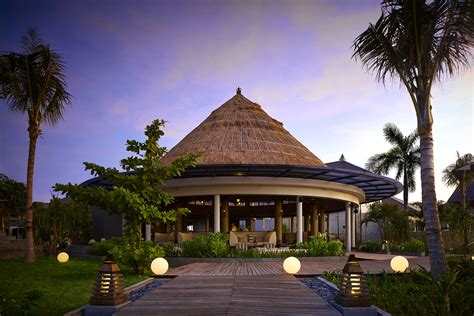 Ritz-Carlton Bali Review: Indonesian Hospitality and Dining At Its Best