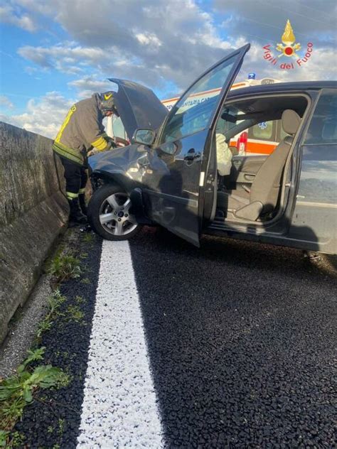 Incidente Stradale Sulla Ss Direzione Lamezia Terme In Prossimit