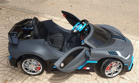 Coche El Ctrico Infantil Bugatti Divo V Gris Negro Y Celeste Ki