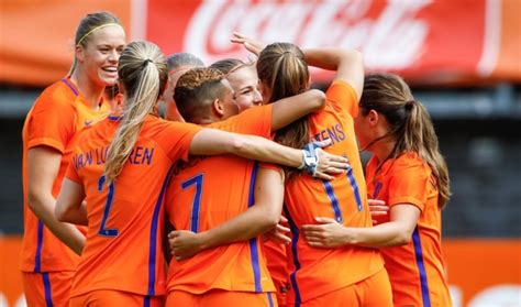 Oranje Vrouwen Langs Wales In Laatste Oefenduel Voor Ek