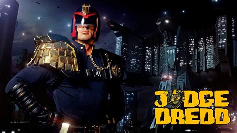 ¿de Qué Trata Judge Dredd Resumen El Juez 1995 Youtube