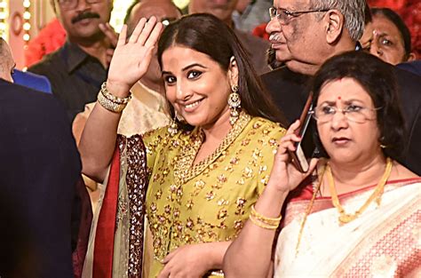 Bollywood Actress Vidya Balan Wore A Yellow Outfit Isha Ambanis