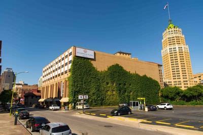 Photos of Our San Antonio Hotel - Riverwalk Plaza Hotel