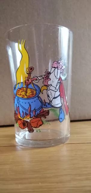 VERRE ASTÉRIX ET Obélix panoramix Dargaud 1968 EUR 6 00