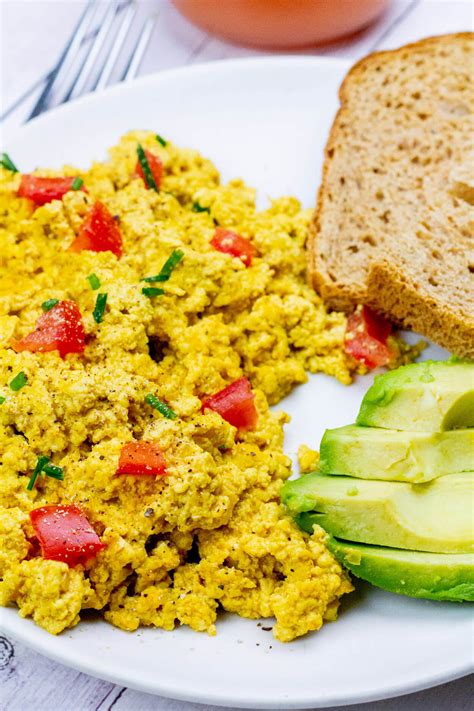 Vegan Scrambled Eggs The BEST Tofu Scramble Ceara S Kitchen