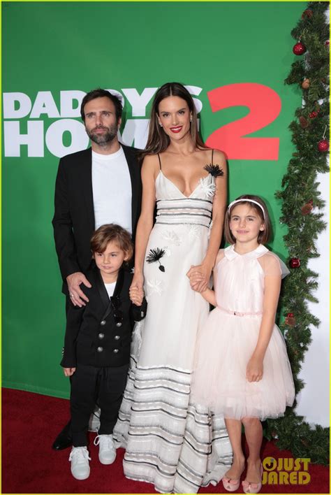 Alessandra Ambrosio Brings Family to 'Daddy's Home 2' Premiere!: Photo 3983078 | Alessandra ...