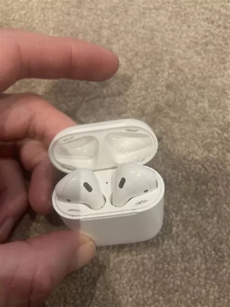 Apple Airpods 1st Gen Wired Charging Case A1602 Genuine £2500