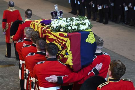 Grief following Queen’s death ‘translates across the pond’ as Americans