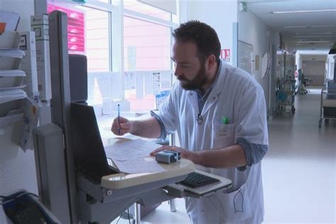 Deux Internes De Luniversité De Médecine De Rennes Finalisent Leur