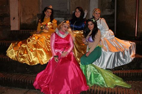 Cosplay Disney Princesses - Disney Princess Photo (33680581) - Fanpop