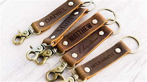 Create A Monogrammed Leather Key Ring Quick Tutorial Thatsweett