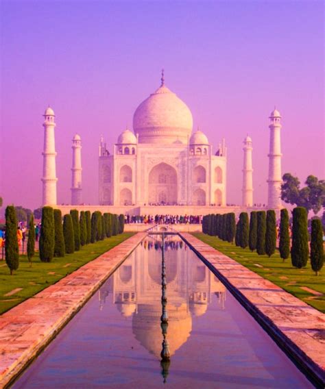 Premium Photo | Reflection of taj mahal in water