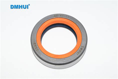 X Cfw Oil Seal With Combi Type Dmhui Seals For Tractor Bearing