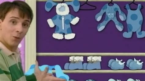 Watch Blues Clues Season 1 Episode 8 Blue Goes To The Beach Watch