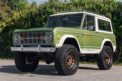 Ford Bronco 1975