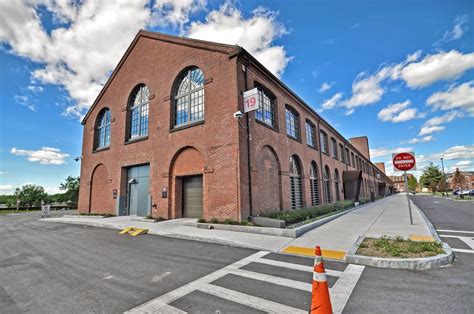 Springfield Technical Community College Building 19 - St Cloud Window