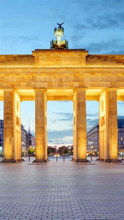 Fondos de Pantalla 1080x1920 Berlín Alemania Tarde Brandenburg Gate