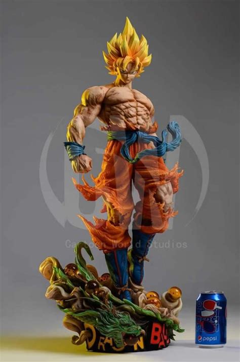 Customized Life Size Dragon Ball Fiberglass Resin Goku Off