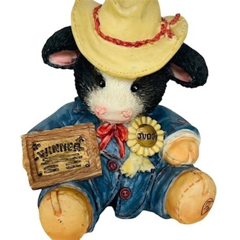 Enesco Accents Marys Moo Moos Cow Figurine Enesco Anthropomorphic