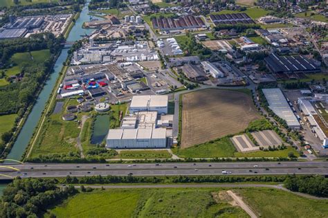 Hamm aus der Vogelperspektive Gebäudekomplex und Logistikzentrum auf