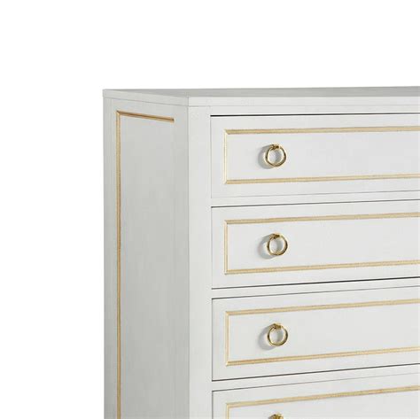 Classic White Painted Dresser For Sale at 1stDibs