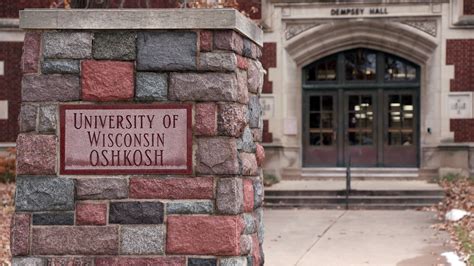 UW-Oshkosh to shut down its 2-year Fox Cities campus