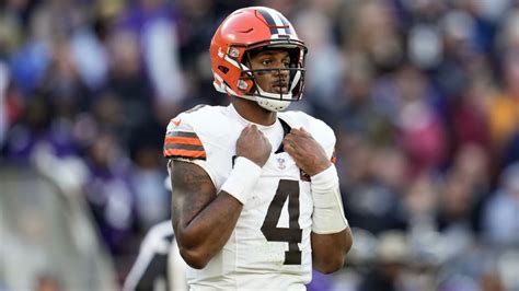 Browns Qb Deshaun Watson To Undergo Season Ending Shoulder Surgery