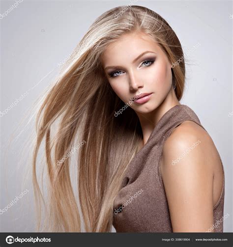 Face Beautiful Young Woman Long Straight Hair Posing Studio Gray