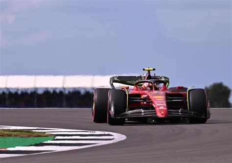 F1 Silverstone Sainz il più veloce nelle libere 2 poi Hamilton e Norris