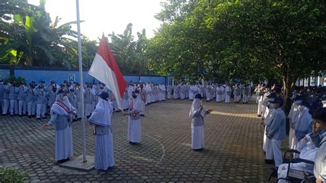 Upacara Bendera Sebagai Wujud Cinta Tanah Air Untuk Memperkuat Rasa