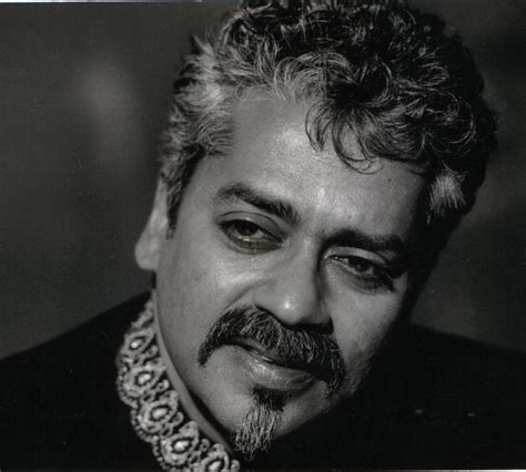 Telugu Cinema News: Singer Hariharan Family Photos