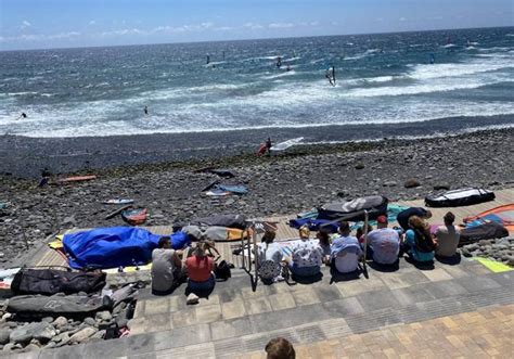 Usuarios Advierten De Que El Mar Ya Saca A La Luz Los Defectos De La