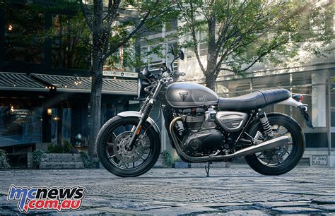 2022 Triumph Street Twin EC1 East End Inspired MCNews