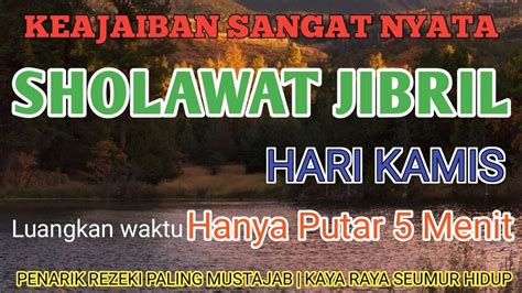 LUANGKAN WAKTU ANDA 5 MENIT SAJA UNTUK MENDENGARKAN SHOLAWAT INI