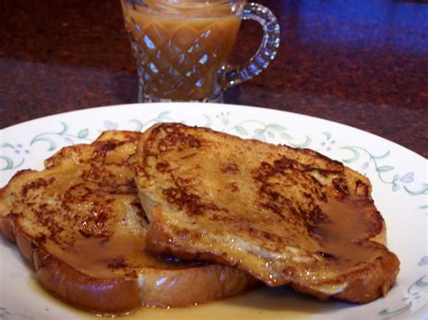 French Toast With Creamy Maple Syrup Recipe